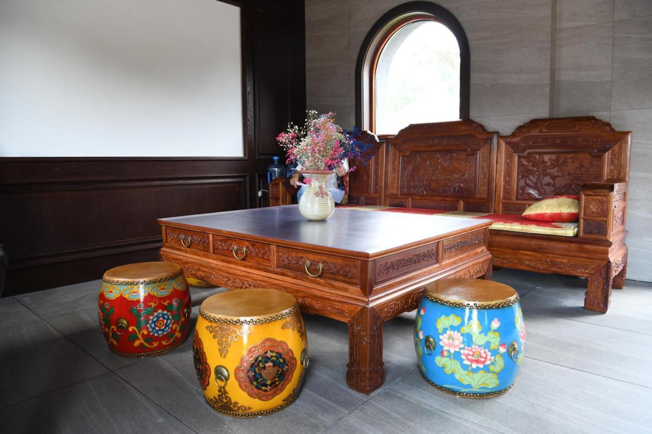 Chengde Kai Ren Hua Fu Jiu Dian  Hotel Bagian luar foto